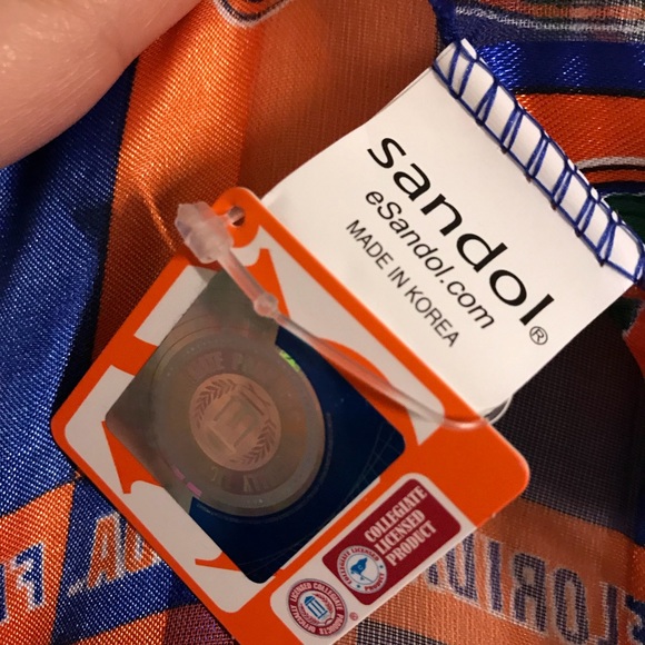 University of Florida Scarf Bundle 3 scarves- Show your Gator Pride! - Picture 6 of 6